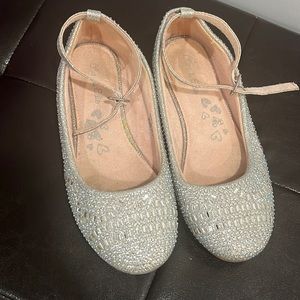 Kids rhinestone size 3 dress shoes